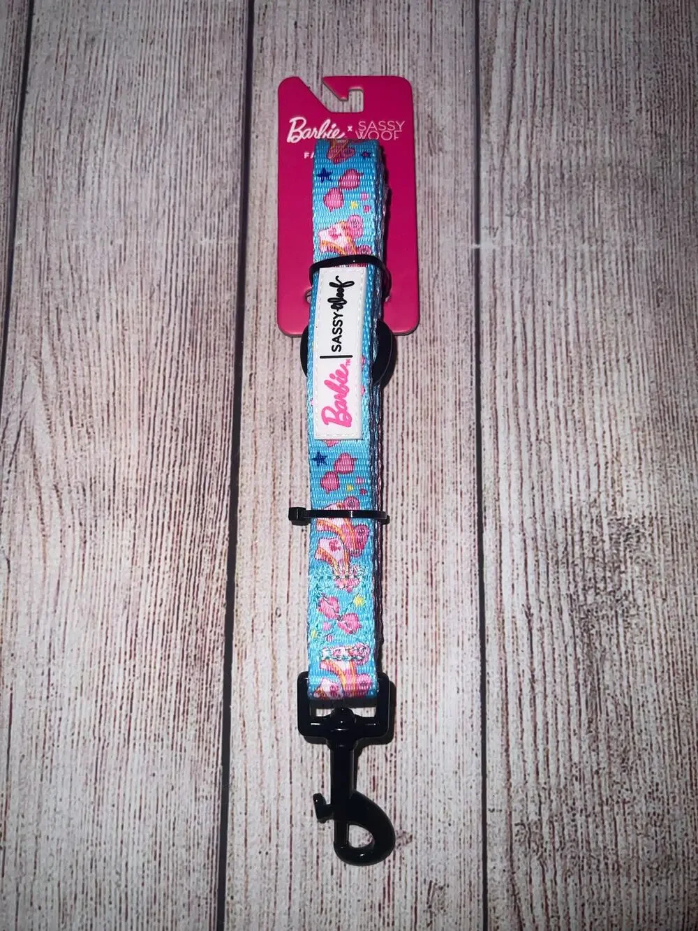 New Sassy Woof Barbie on a Roll Blue / Pink Dog Pet Fabric Leash NWT 5 Feet Long